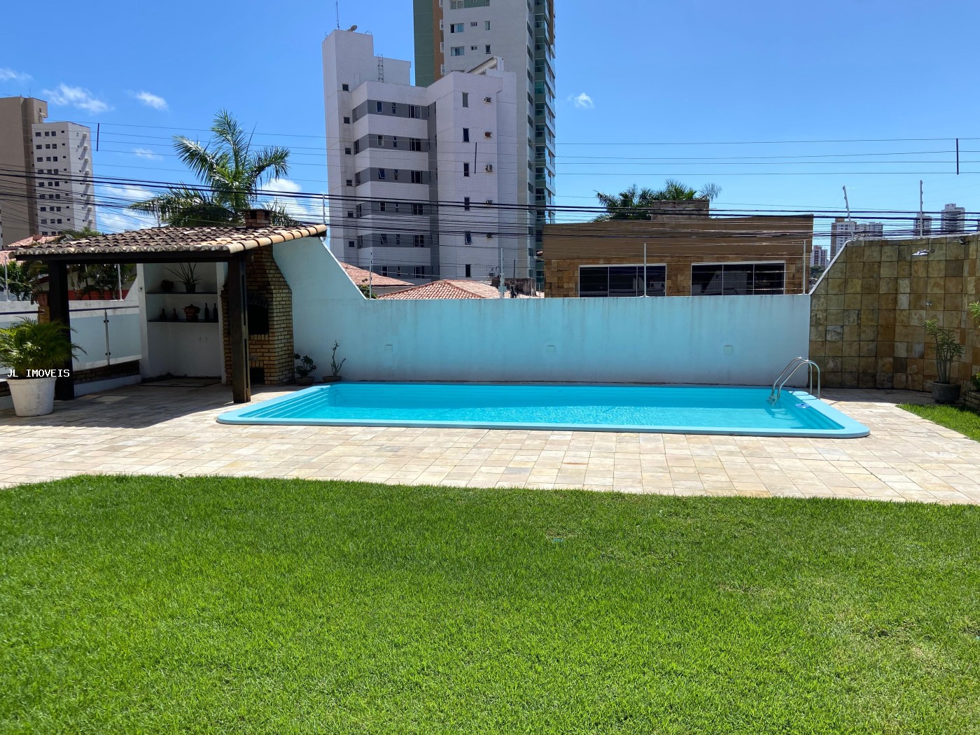 Apartamento para alugar com 3 quartos, 200m² - Foto 19