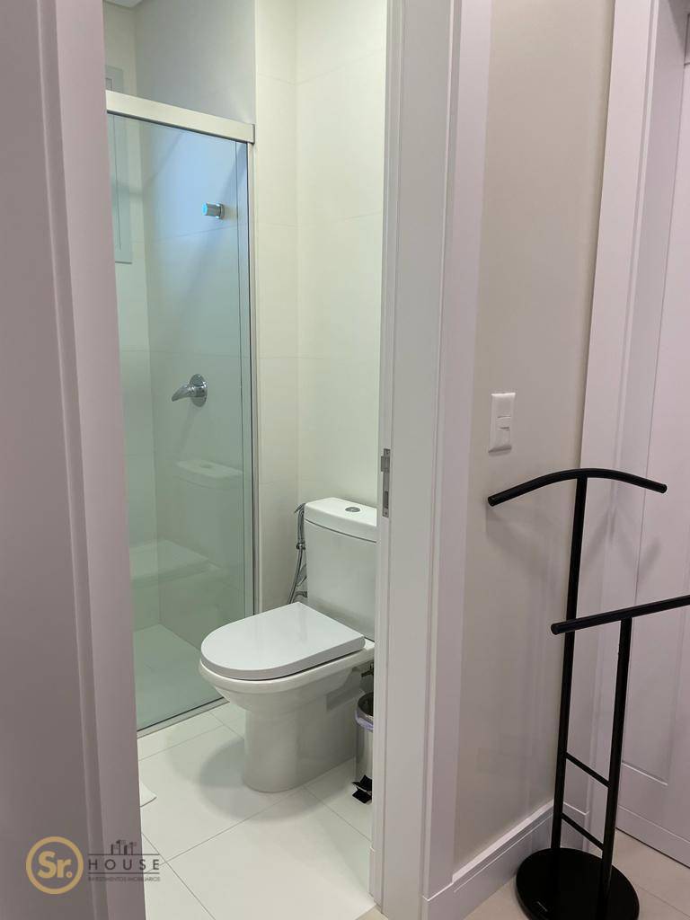 Apartamento à venda com 4 quartos, 146m² - Foto 19