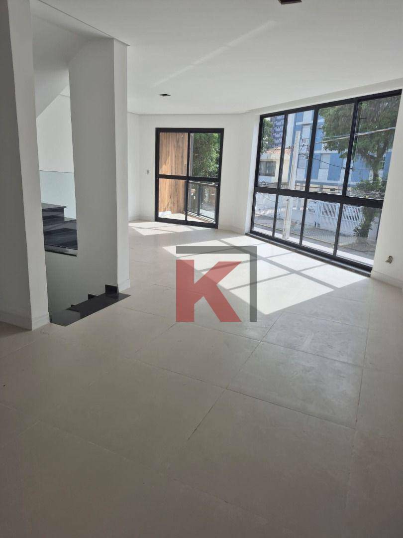 Sobrado à venda com 3 quartos, 215m² - Foto 8