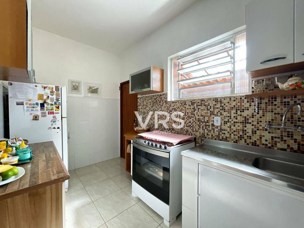 Casa à venda com 3 quartos, 185m² - Foto 15