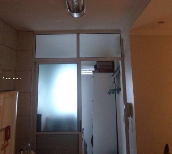 Apartamento à venda com 3 quartos, 63m² - Foto 11