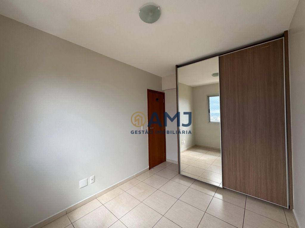 Apartamento à venda com 3 quartos, 75m² - Foto 8