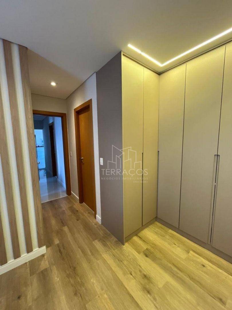 Apartamento à venda com 3 quartos, 119m² - Foto 22