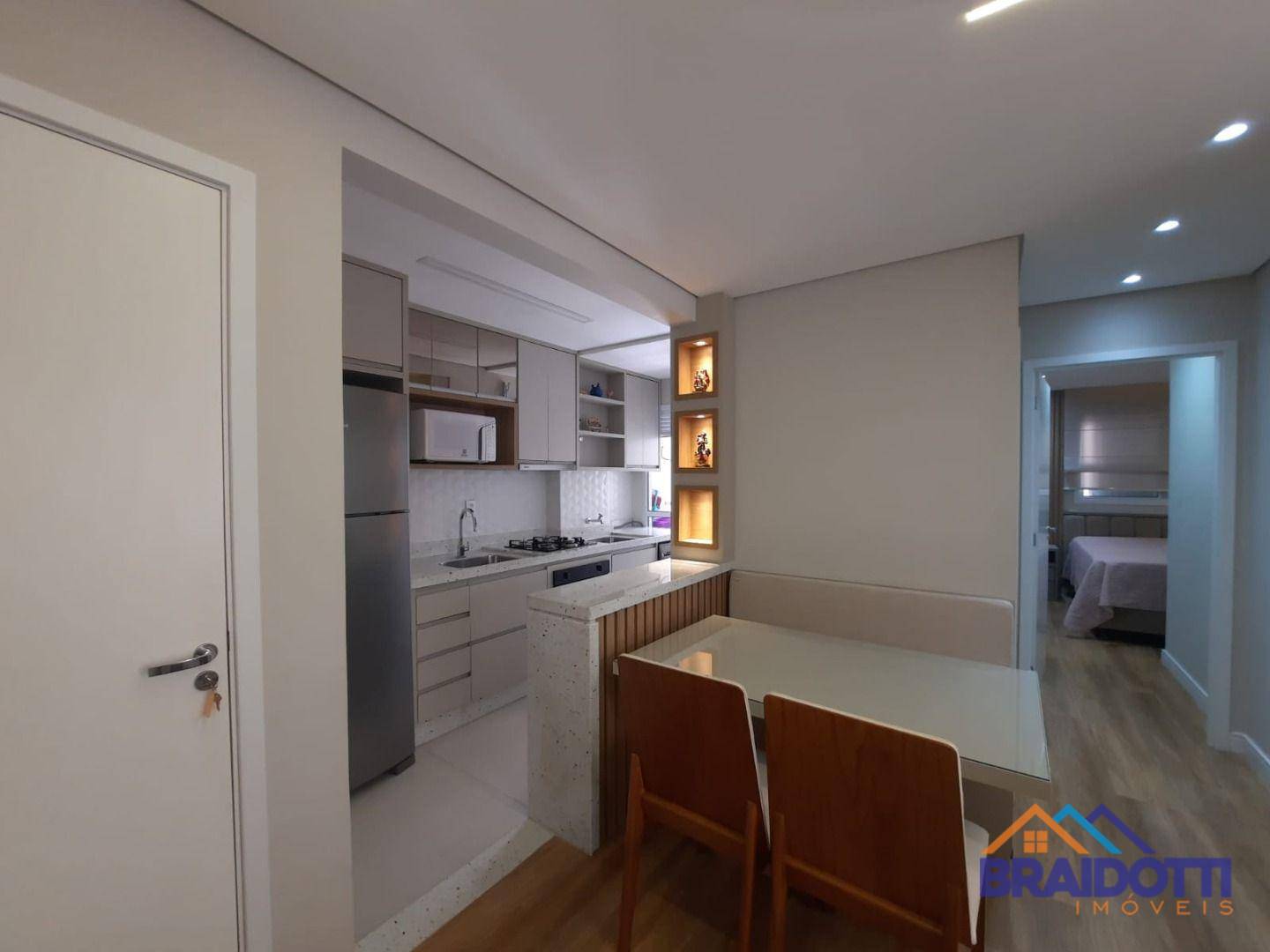 Apartamento à venda com 2 quartos, 56m² - Foto 2