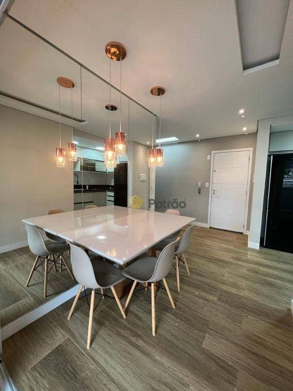 Apartamento à venda com 2 quartos, 65m² - Foto 2