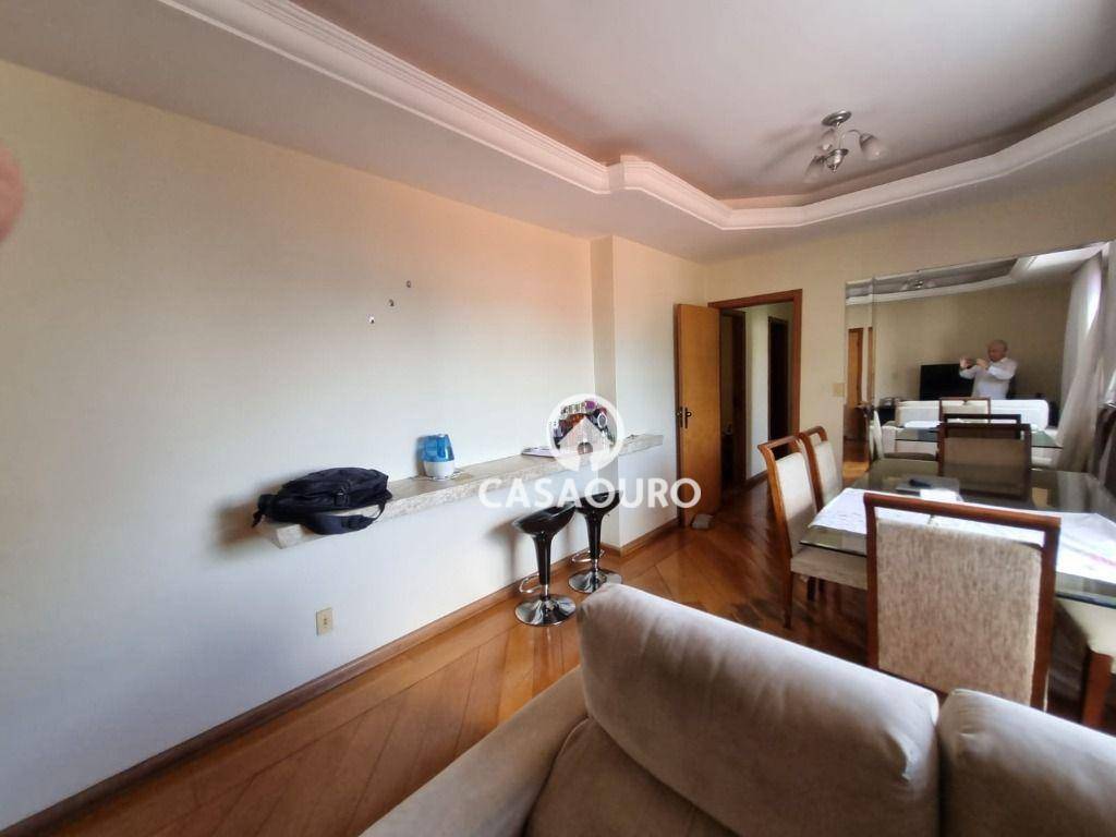 Apartamento à venda com 3 quartos, 77m² - Foto 4