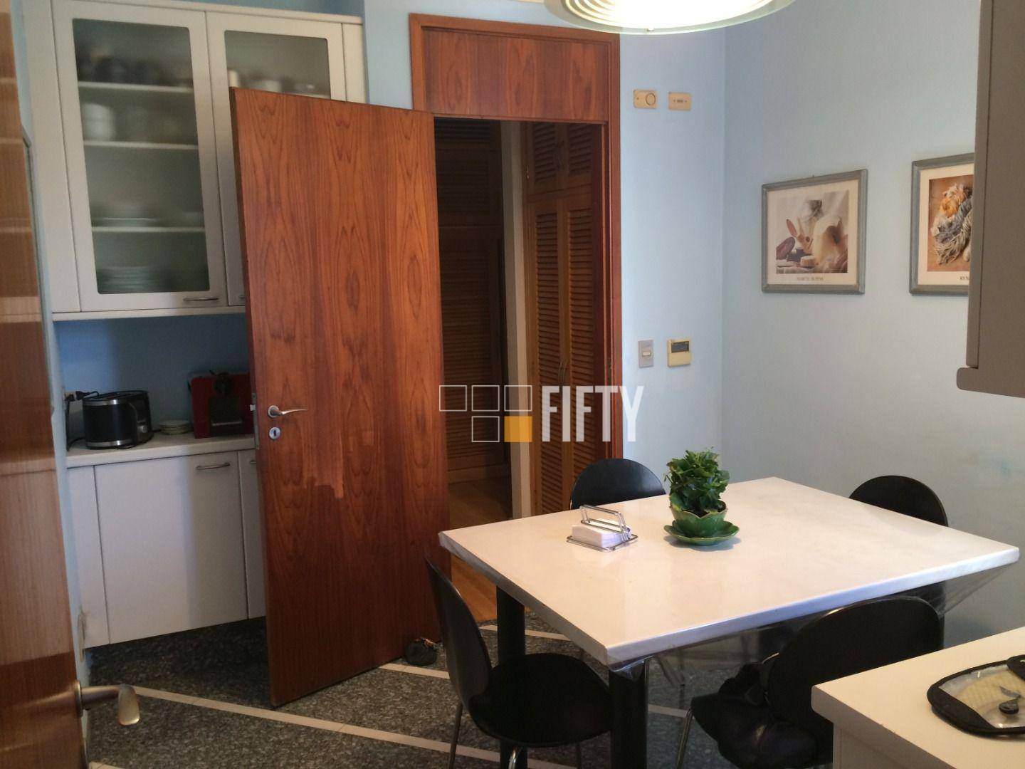 Apartamento à venda com 4 quartos, 275m² - Foto 11