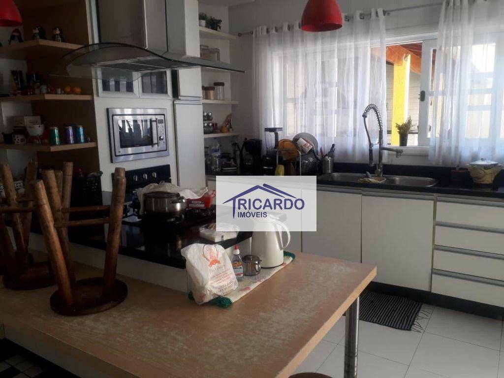 Sobrado à venda com 4 quartos, 585m² - Foto 6