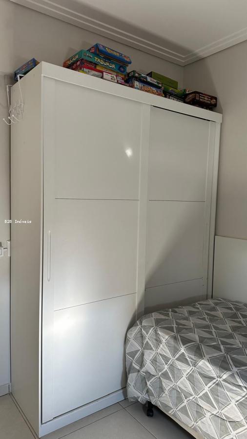 Apartamento à venda com 3 quartos, 85m² - Foto 15