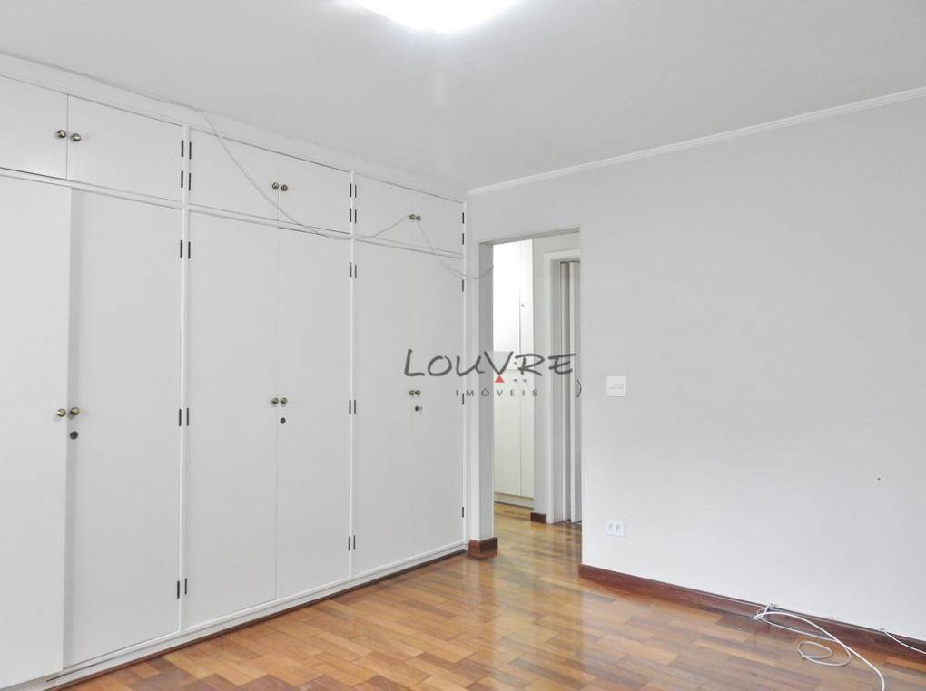 Apartamento à venda com 4 quartos, 206m² - Foto 8