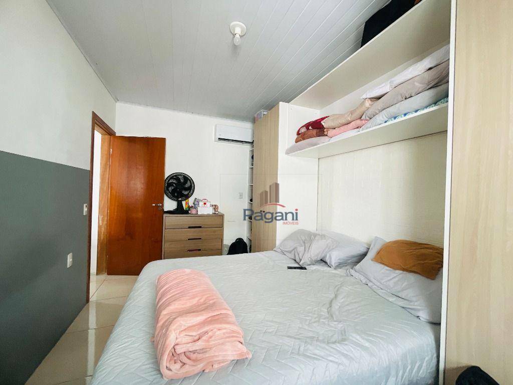Casa à venda com 4 quartos, 286m² - Foto 3