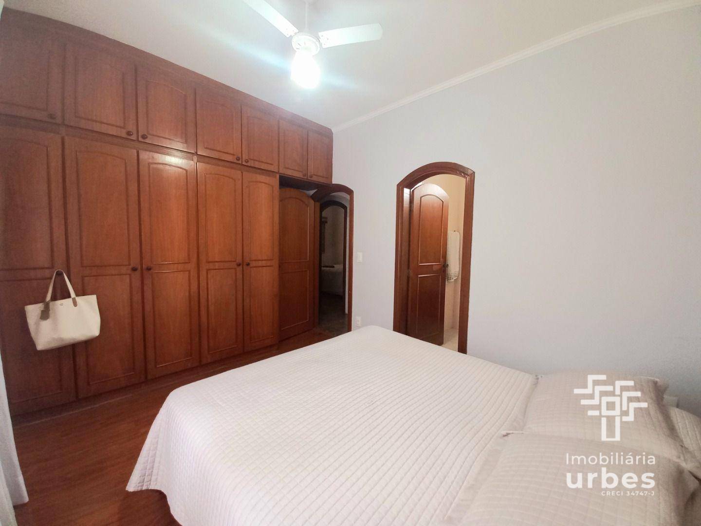 Casa à venda com 3 quartos, 174m² - Foto 12