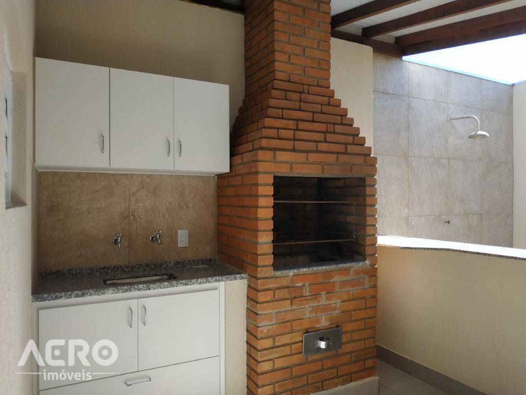 Casa à venda com 3 quartos, 180m² - Foto 22