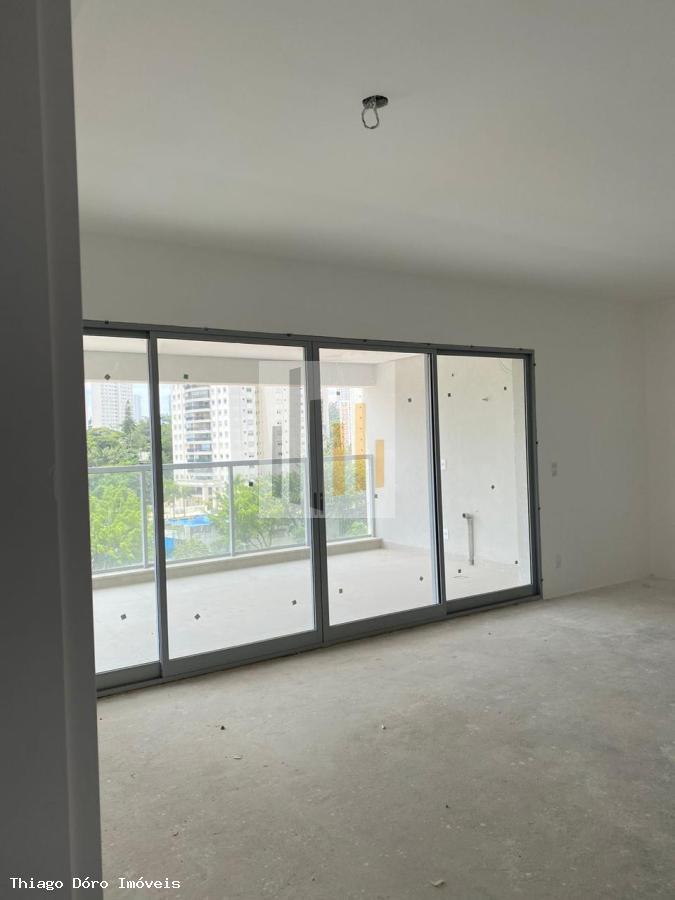 Casa à venda com 3 quartos, 121m² - Foto 1