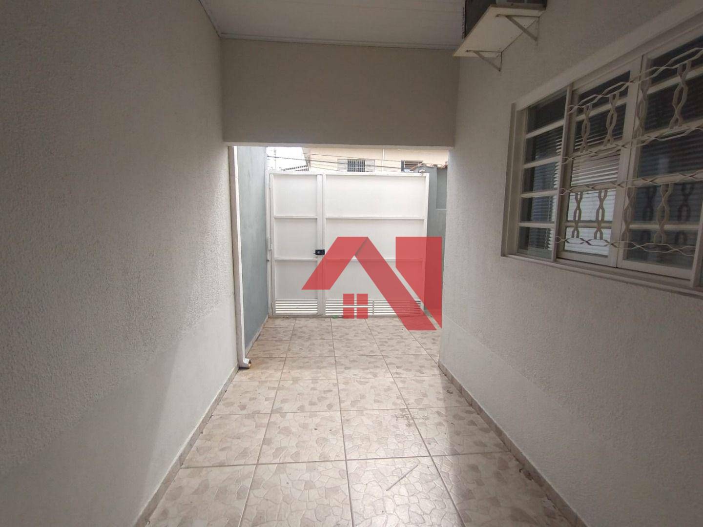 Casa à venda com 2 quartos, 80m² - Foto 15