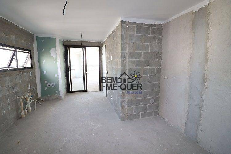 Apartamento à venda com 4 quartos, 218m² - Foto 8