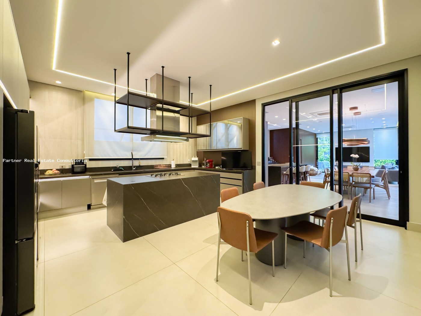 Casa de Condomínio à venda com 5 quartos, 1012m² - Foto 6
