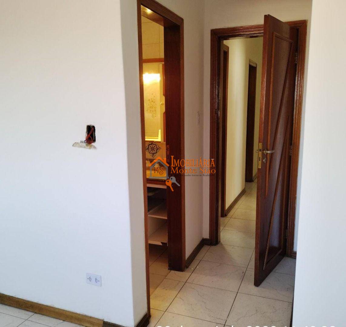 Casa à venda e aluguel com 4 quartos, 380m² - Foto 17