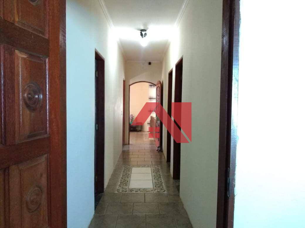 Casa à venda com 3 quartos, 200m² - Foto 6