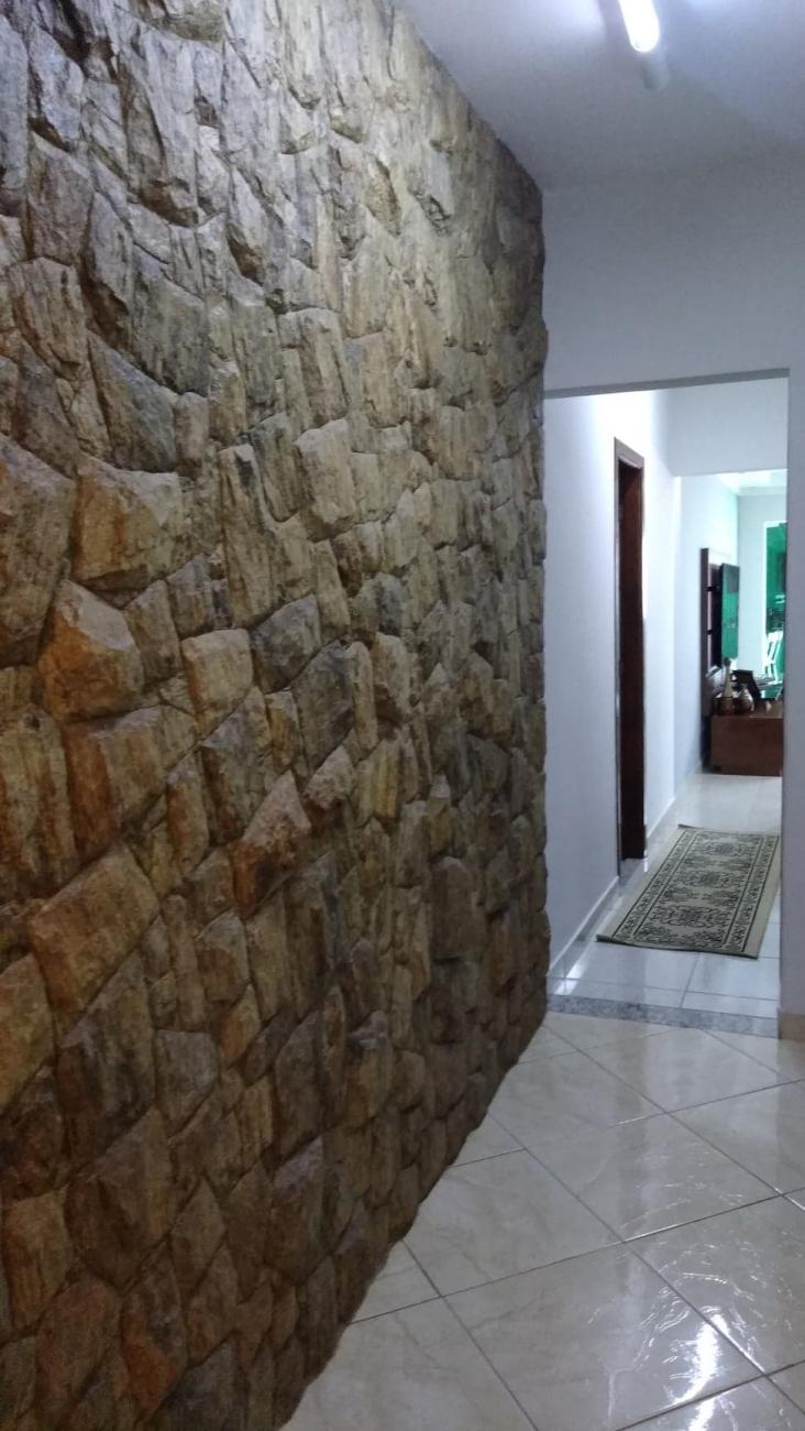 Casa à venda com 3 quartos, 180m² - Foto 3