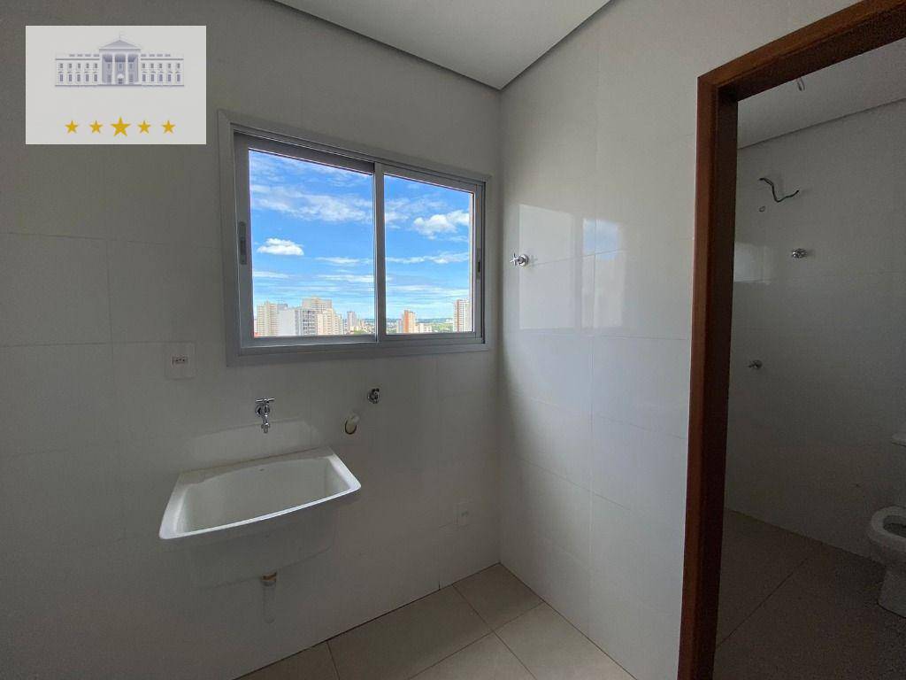 Apartamento à venda com 3 quartos, 172m² - Foto 6