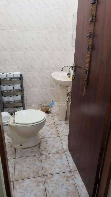 Casa à venda com 2 quartos, 320m² - Foto 13