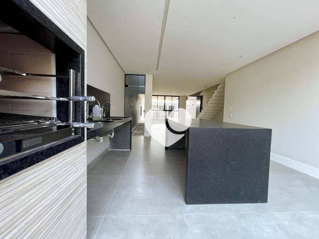 Casa à venda com 3 quartos, 180m² - Foto 6