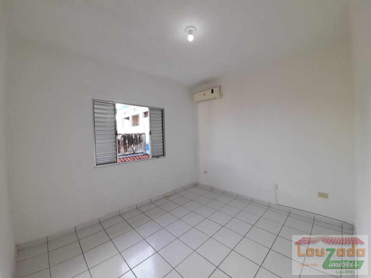 Sobrado à venda com 2 quartos, 131m² - Foto 14