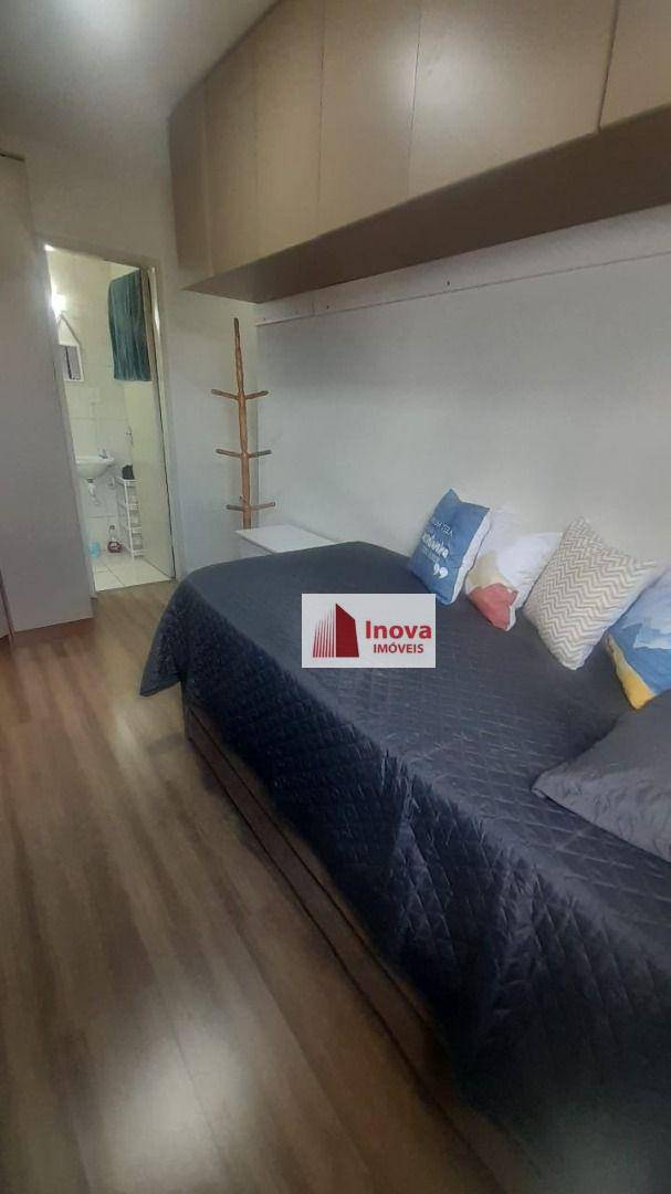 Apartamento para alugar com 2 quartos, 70m² - Foto 18