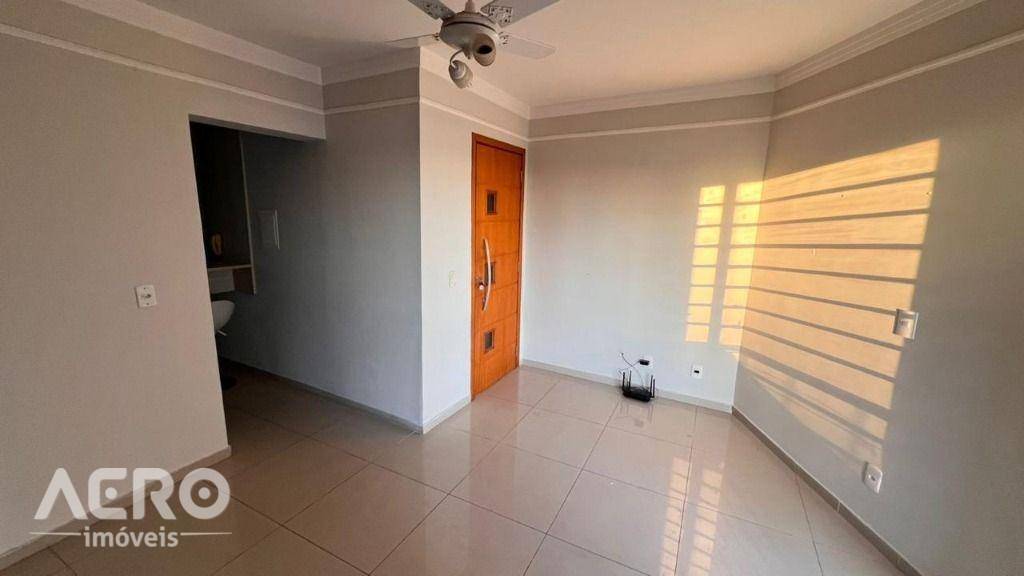 Apartamento à venda com 2 quartos, 72m² - Foto 7