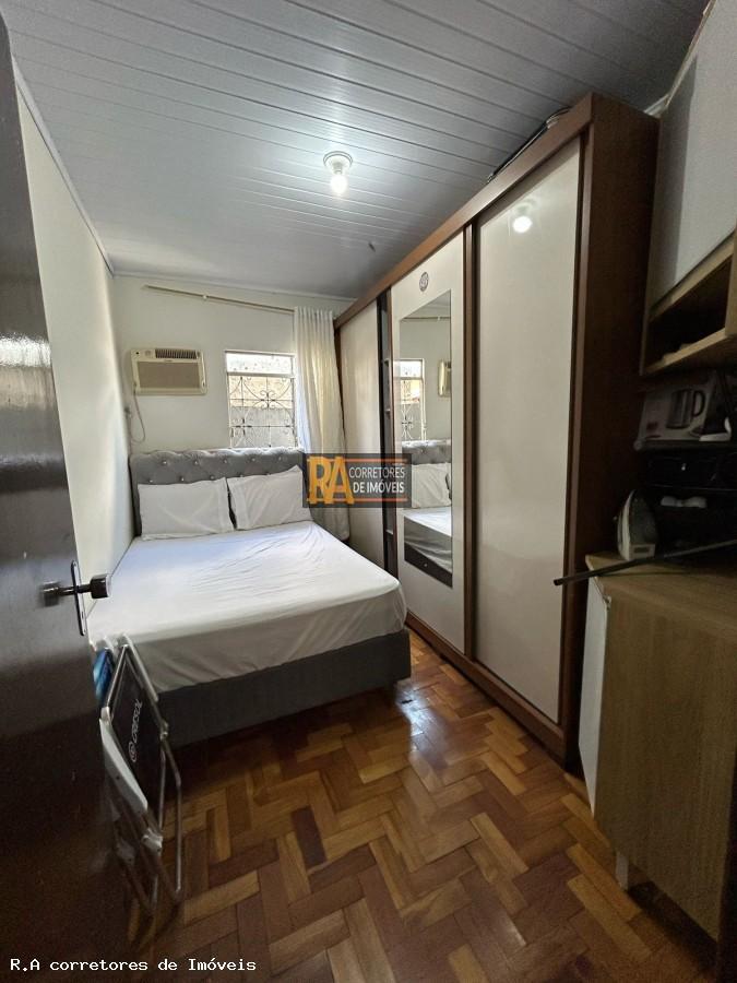 Casa à venda com 3 quartos, 300m² - Foto 17