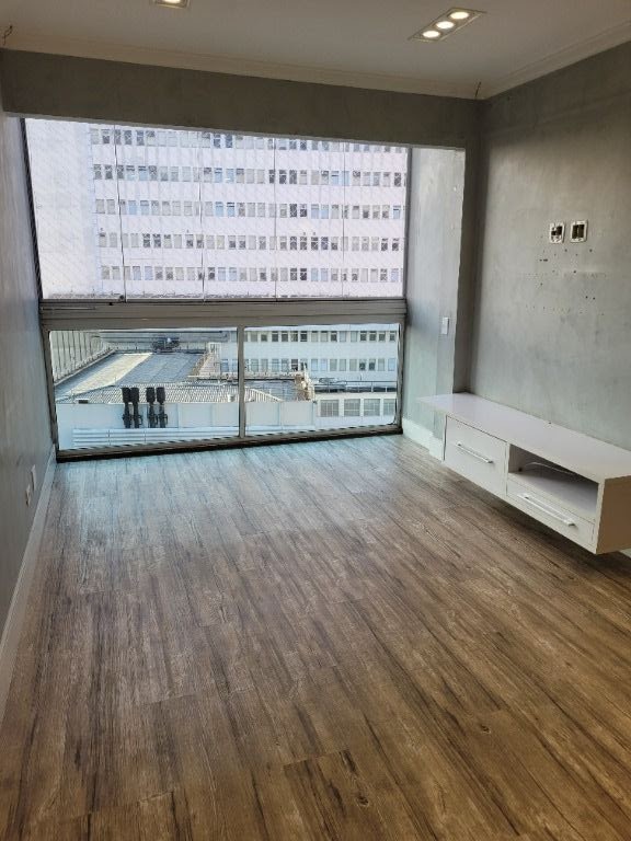 Apartamento para alugar com 2 quartos, 76m² - Foto 2