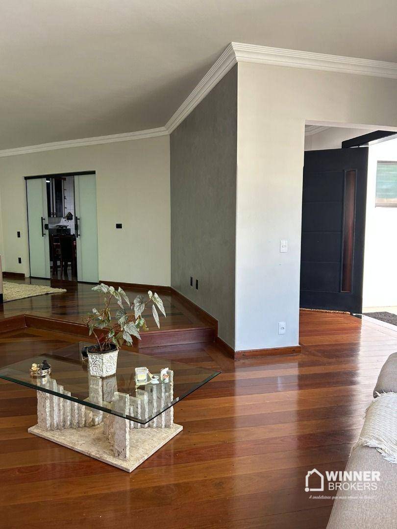 Casa à venda com 4 quartos, 382m² - Foto 11