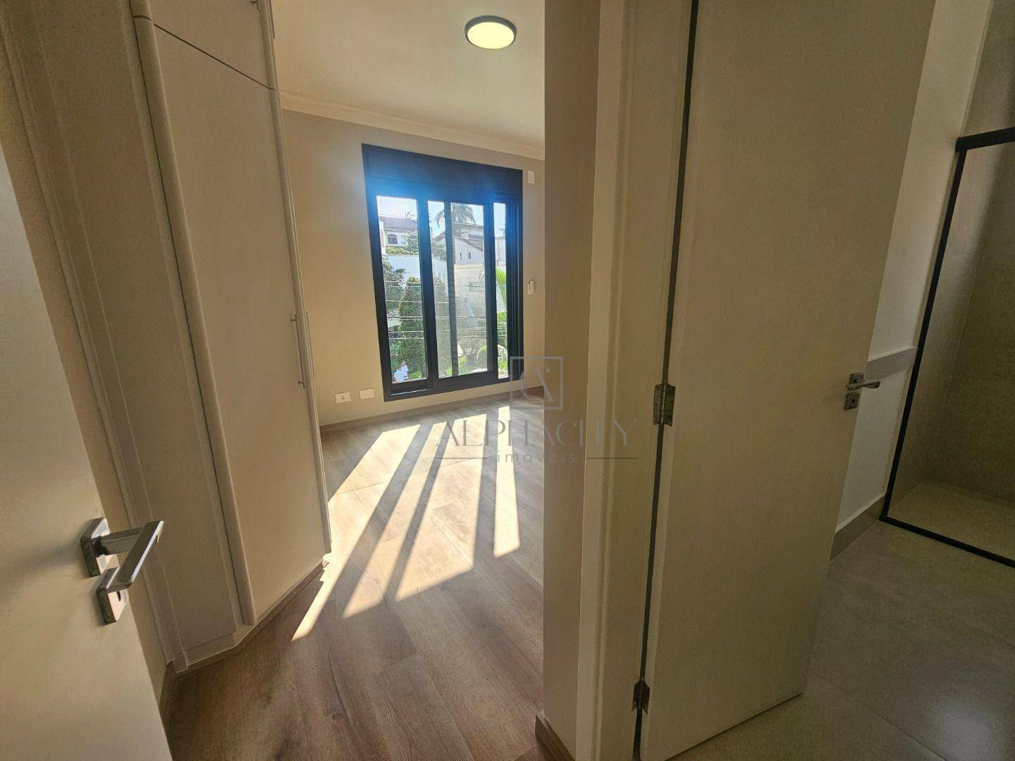 Casa de Condomínio à venda com 4 quartos, 257m² - Foto 18