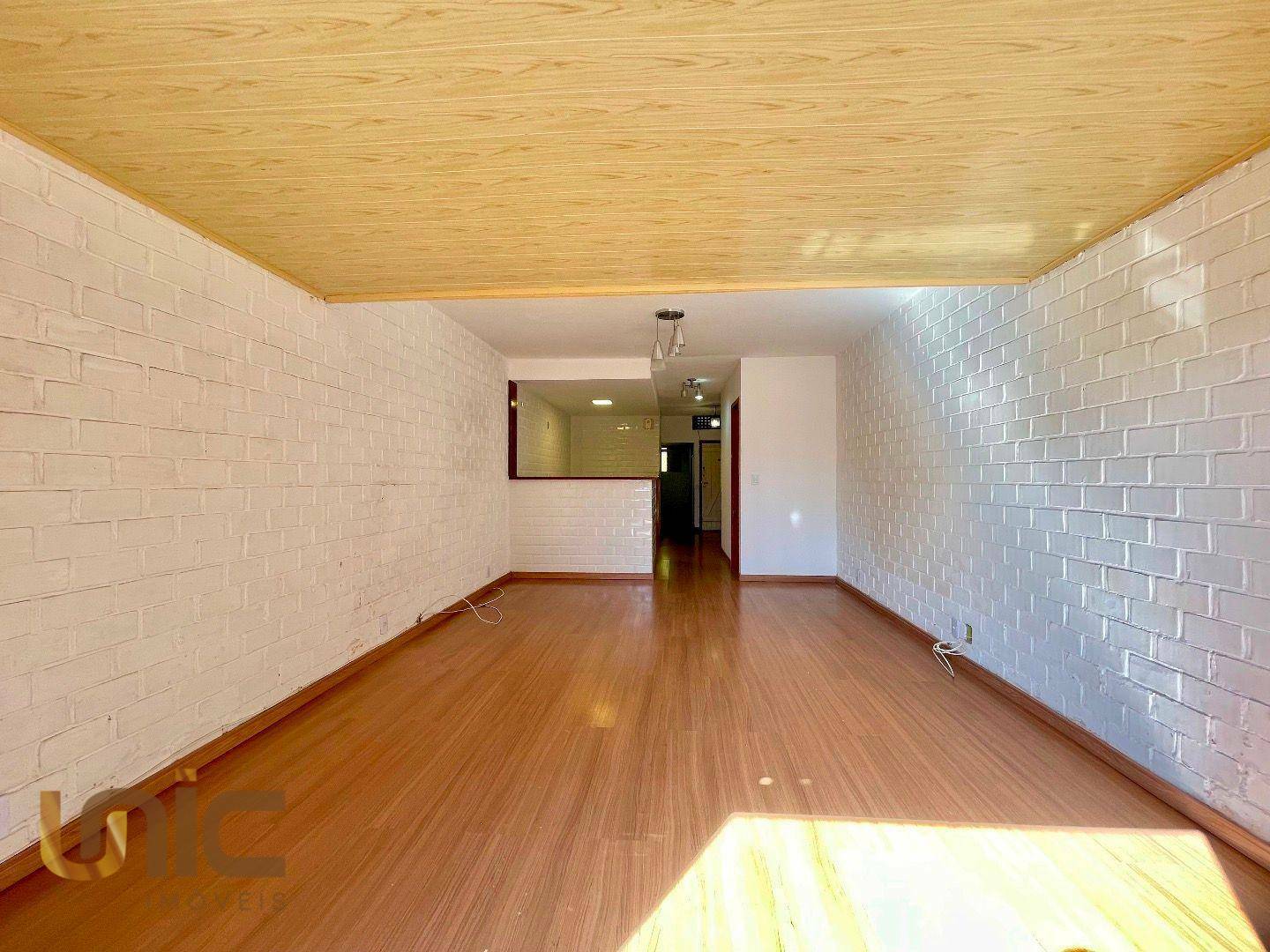 Casa de Condomínio à venda com 3 quartos, 70m² - Foto 3