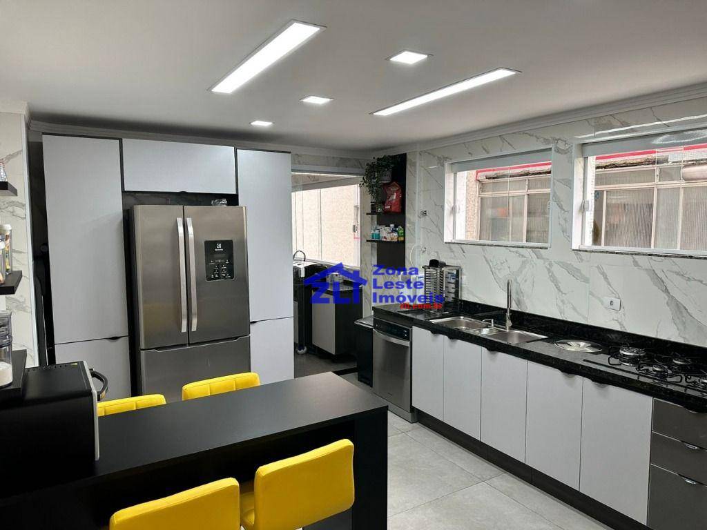 Apartamento à venda com 4 quartos, 164m² - Foto 3