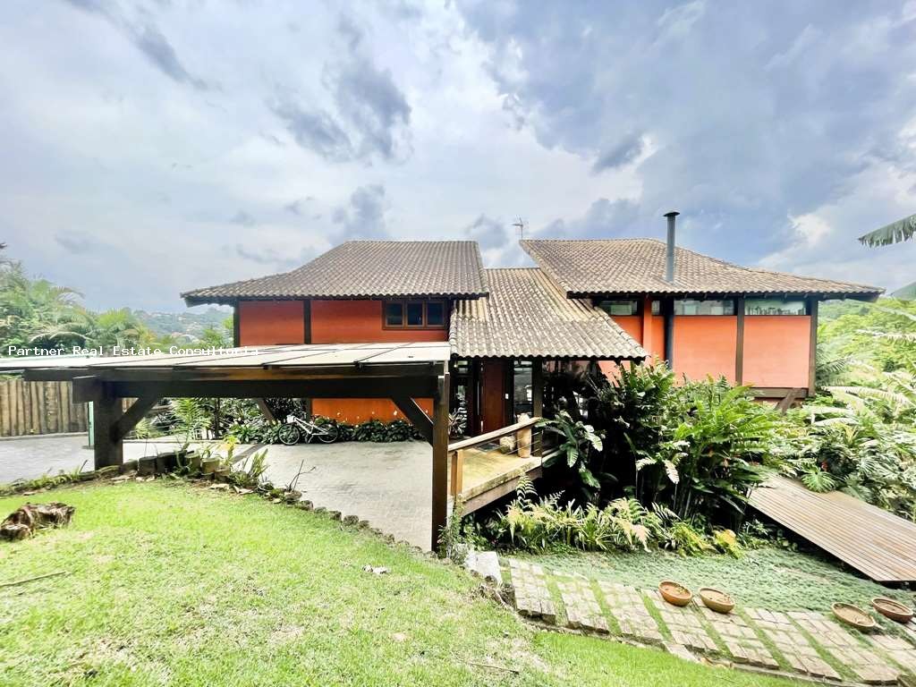 Casa de Condomínio à venda com 3 quartos, 1323m² - Foto 3