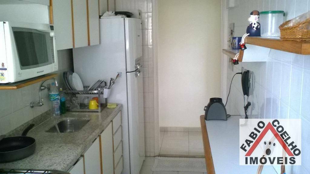 Apartamento à venda com 2 quartos, 75m² - Foto 2