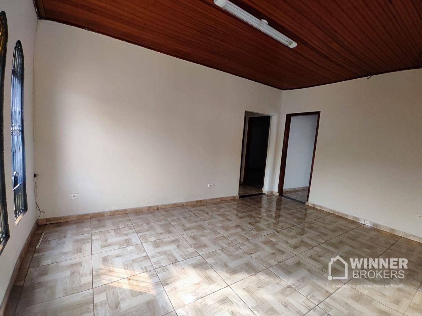 Casa para alugar com 4 quartos, 180m² - Foto 5