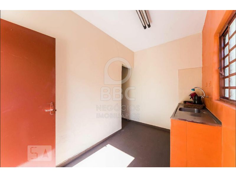 Casa para alugar com 5 quartos, 166m² - Foto 12