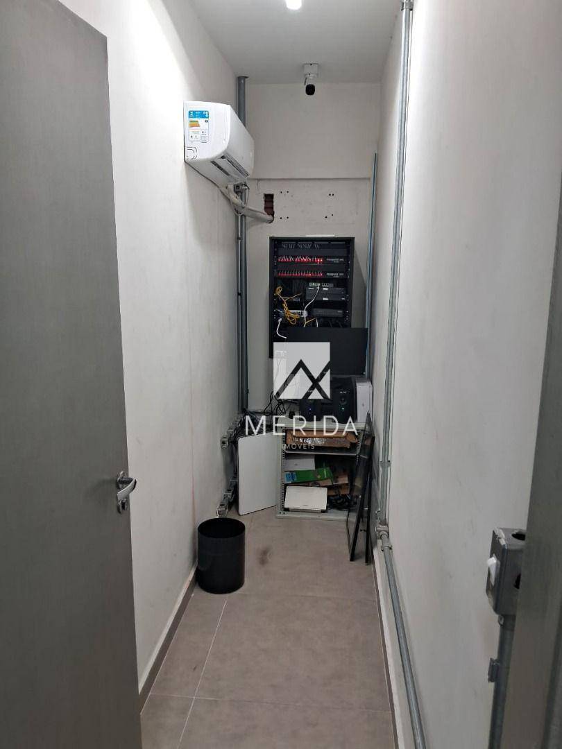 Depósito-Galpão-Armazém para alugar, 1700m² - Foto 14