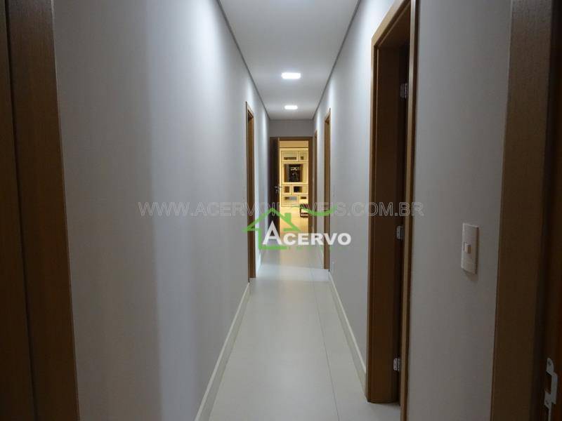 Apartamento à venda com 4 quartos, 253m² - Foto 18