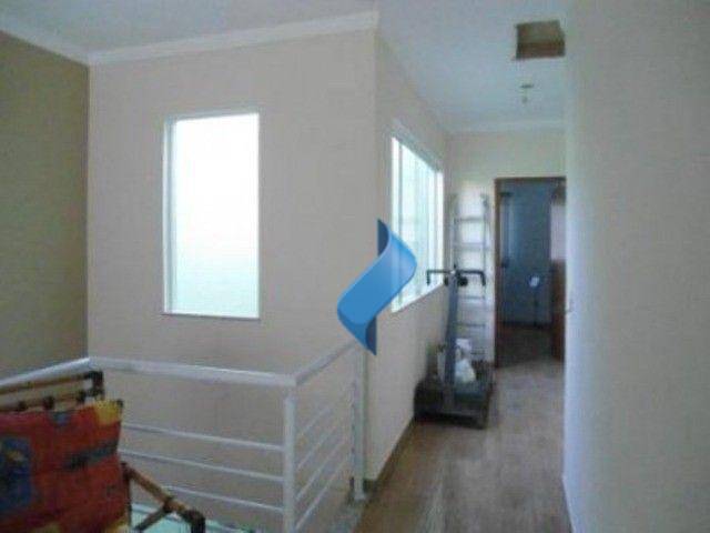 Casa à venda com 4 quartos, 200m² - Foto 12