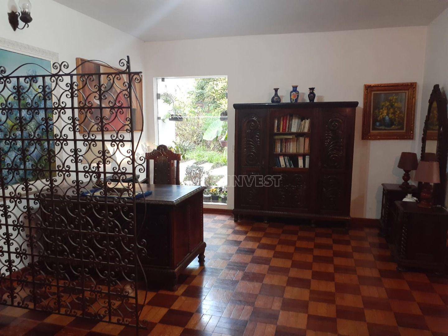 Casa à venda com 3 quartos, 290m² - Foto 13