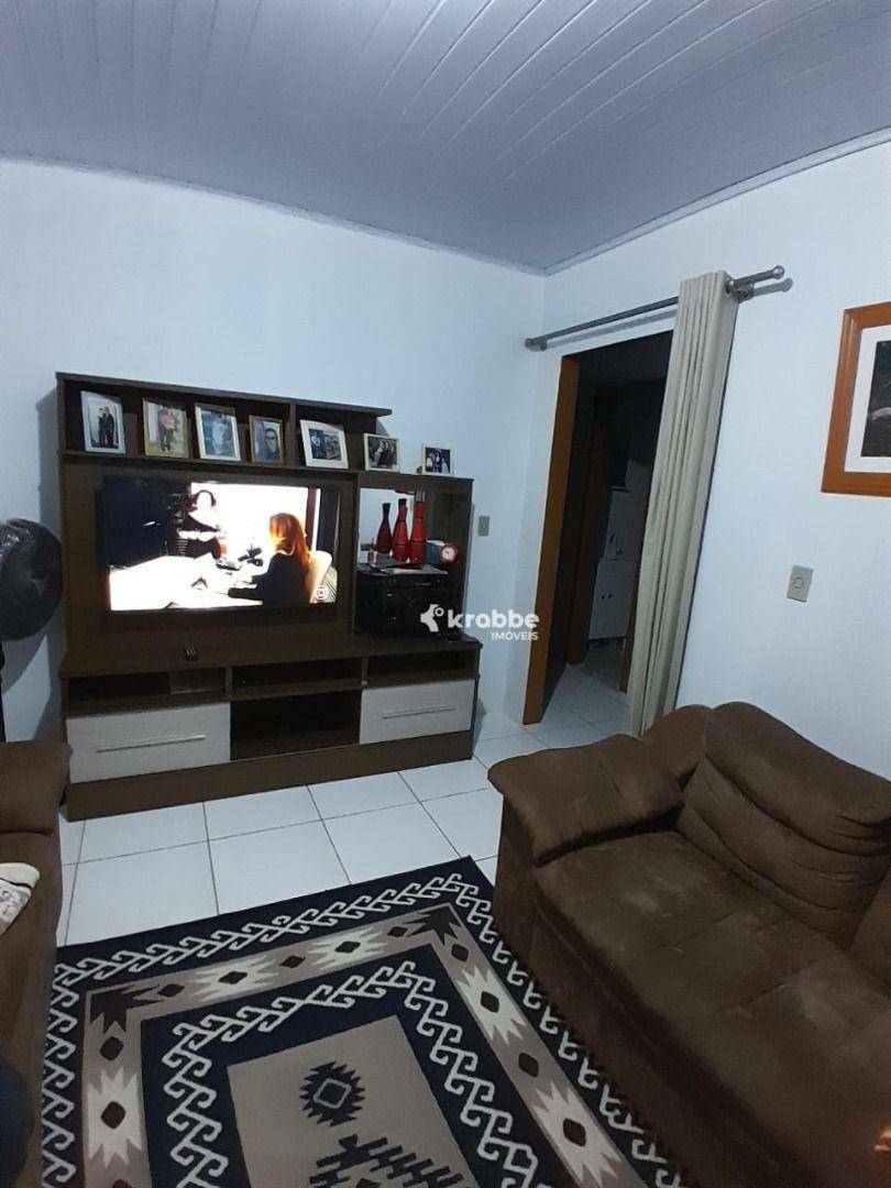 Casa à venda com 3 quartos, 160m² - Foto 4