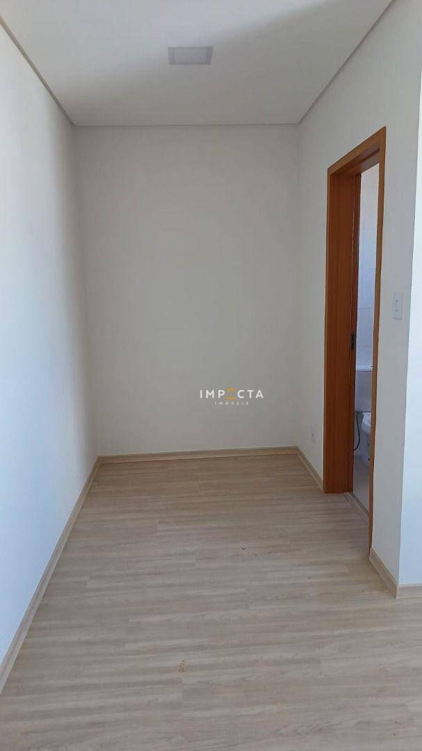 Apartamento à venda com 3 quartos, 120m² - Foto 9