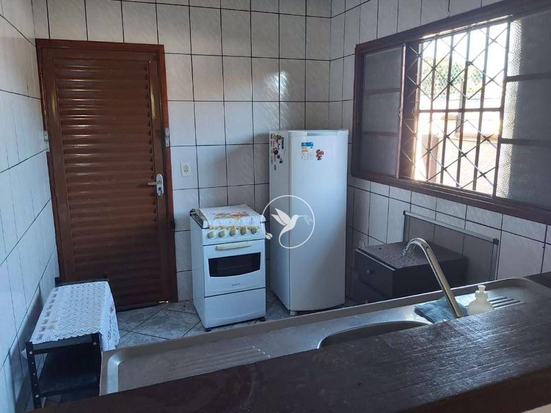 Casa à venda com 3 quartos, 150m² - Foto 11