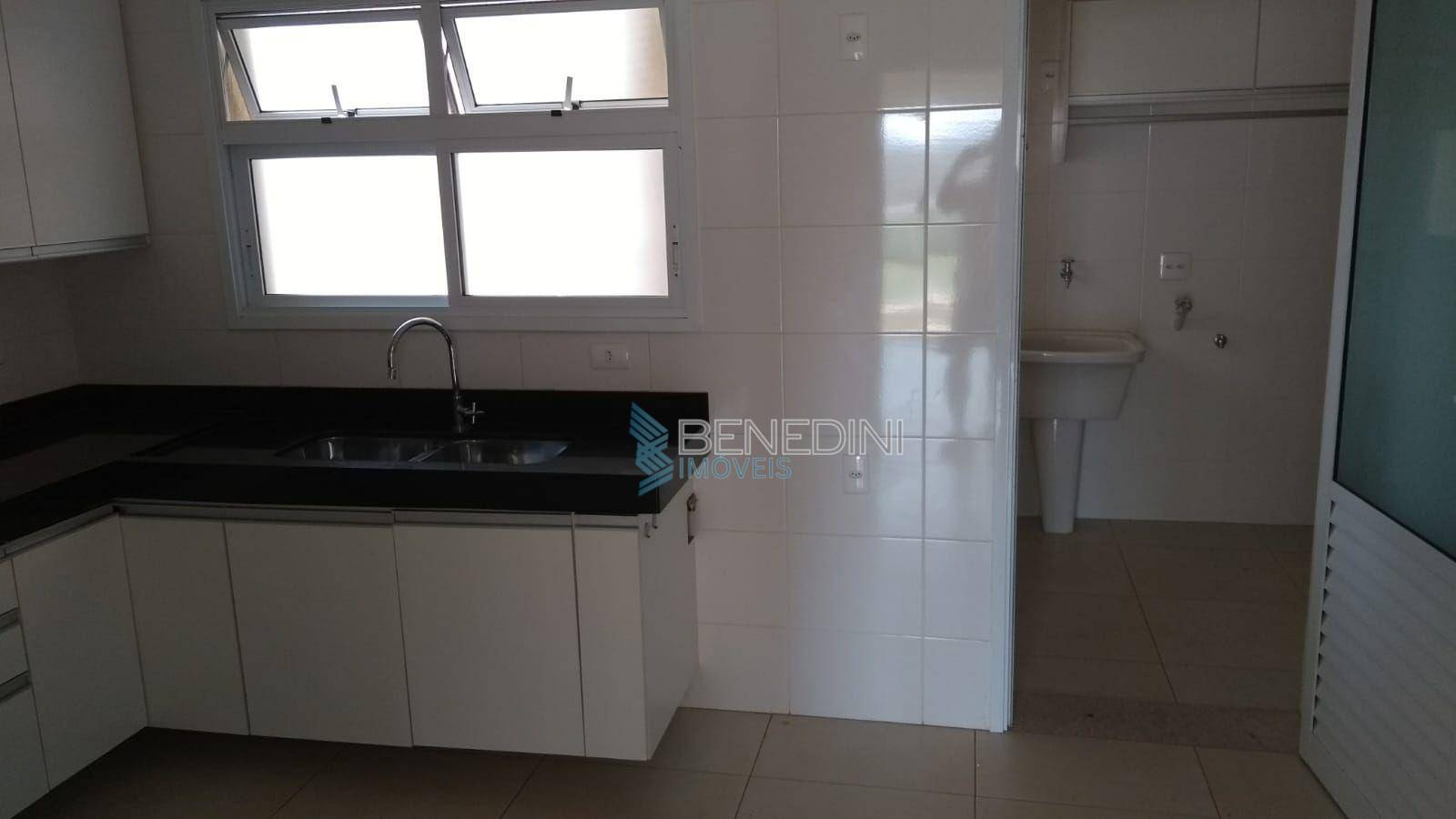 Apartamento à venda com 4 quartos, 134m² - Foto 12