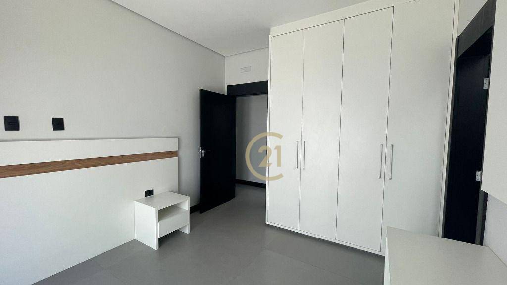 Casa de Condomínio à venda com 4 quartos, 207m² - Foto 18