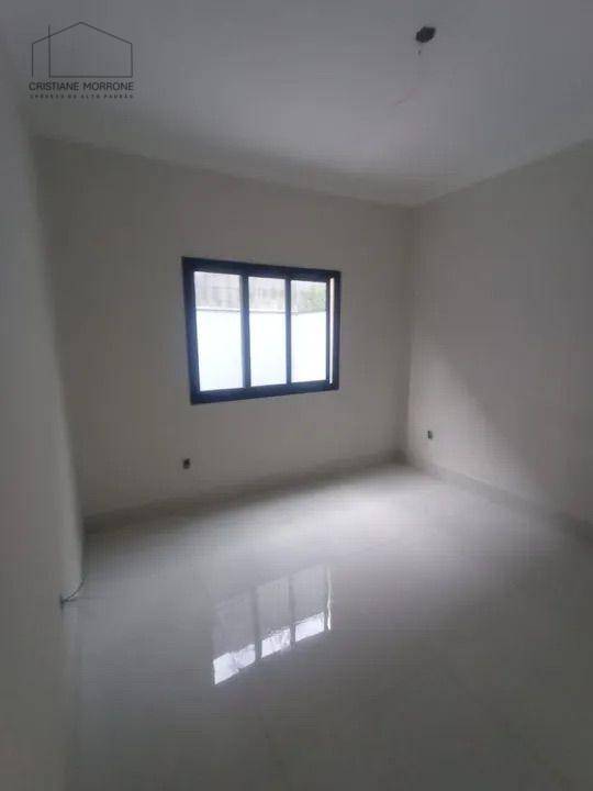 Casa à venda com 3 quartos, 130m² - Foto 11